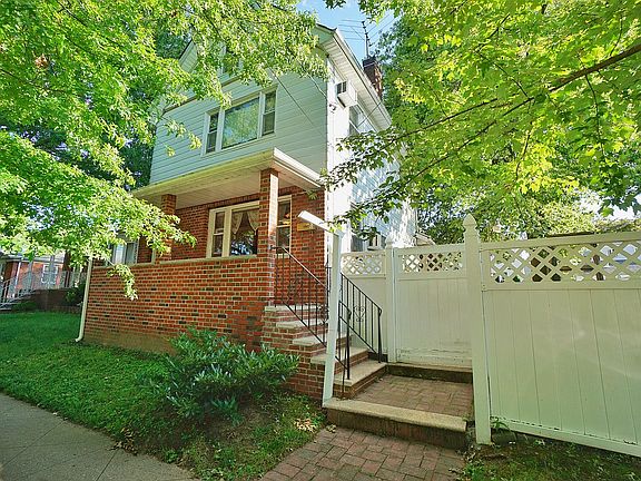 4th image of 262 Seaview Ave