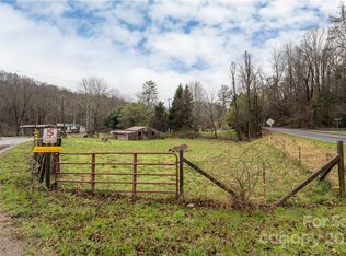 5 Cane Crest Cir, Fairview, NC 28730