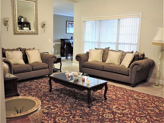 4th image of 31 Lee Road 2164