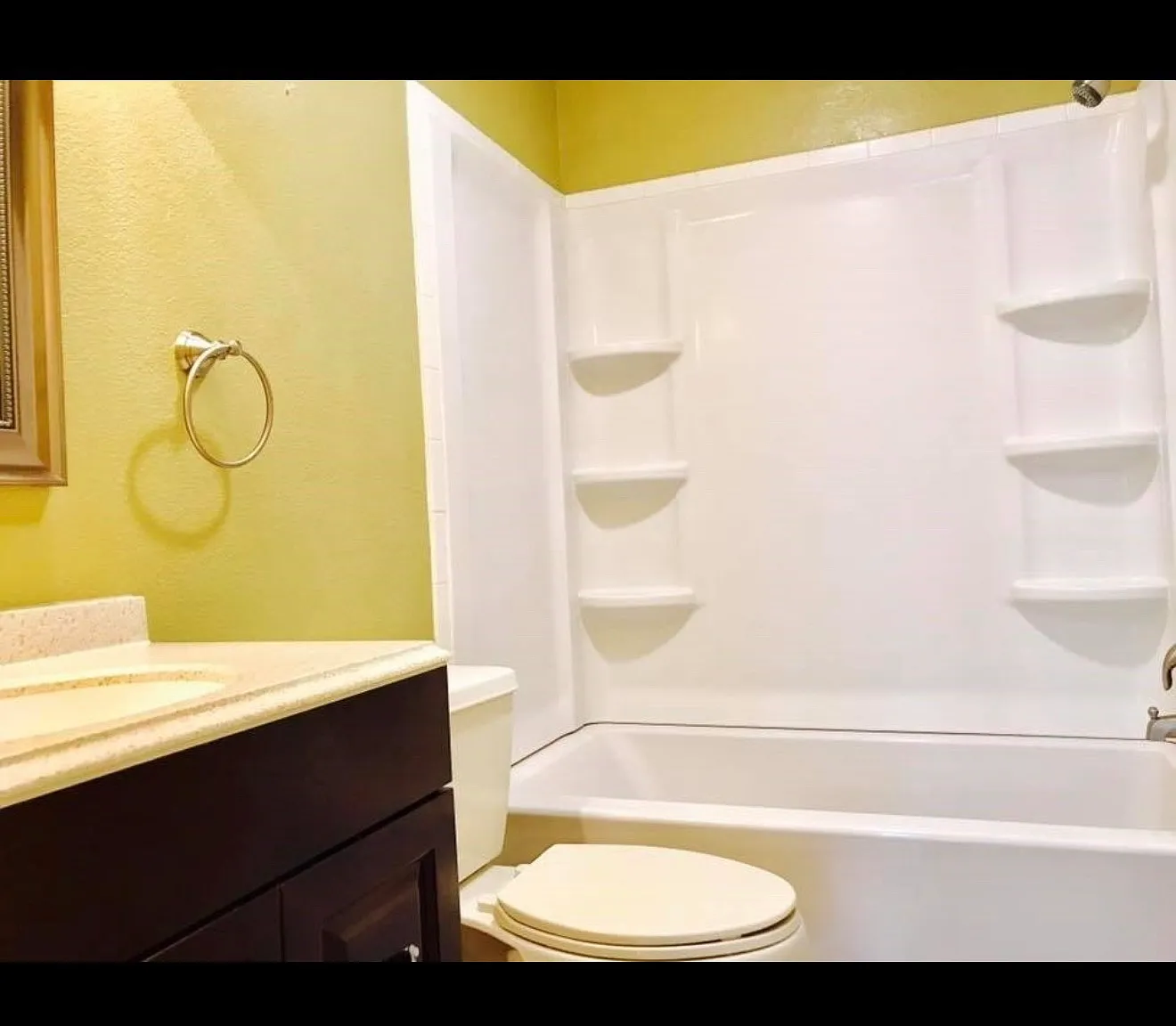 3 bed, 1299 sqft, $1,500 — Photo 3