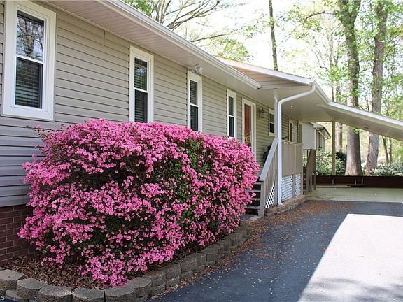 4th image of 203 Brentwood Dr