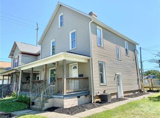 509 N Uhrich St, Uhrichsville, OH 44683