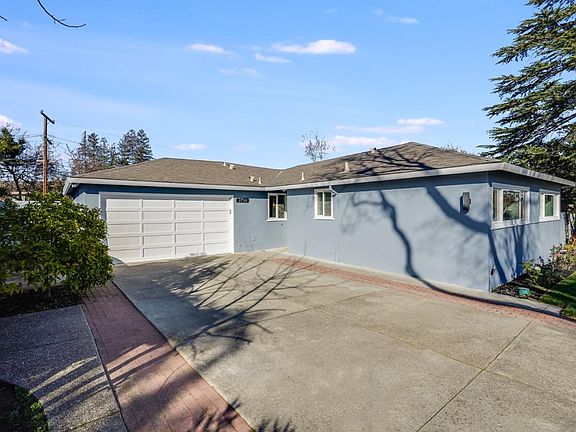 5th image of 2756 Bristol Way