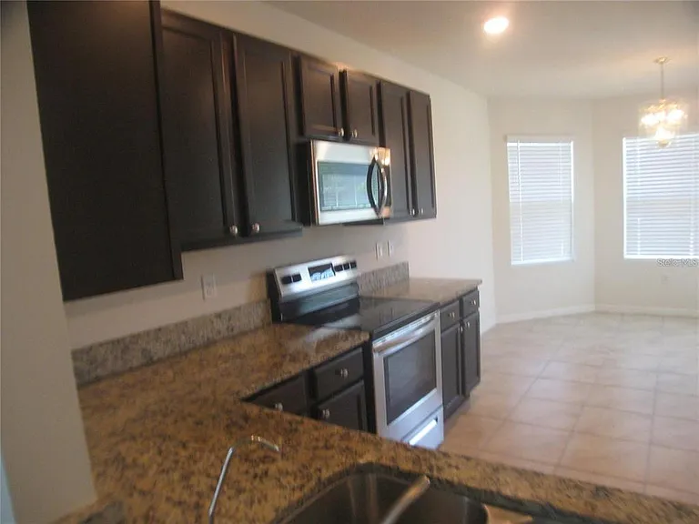 599 Autumn Stream Dr — Photo 16