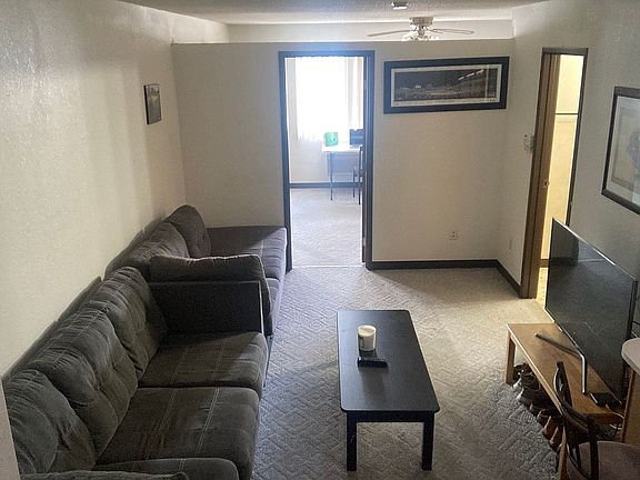 4th image of 3130 W Monroe St APT 211