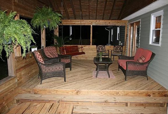 Must-see deck