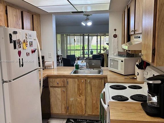 4th image of 1969 SW 15th St APT 93