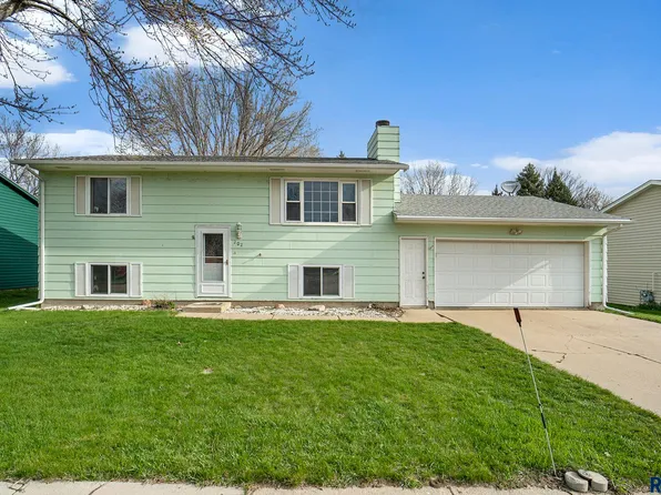 202 W 6th St, Hartford, SD 57033