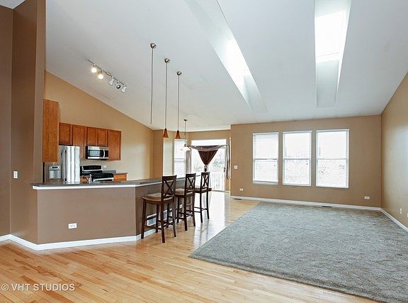 4th image of 11811 S Wolf Creek Ln