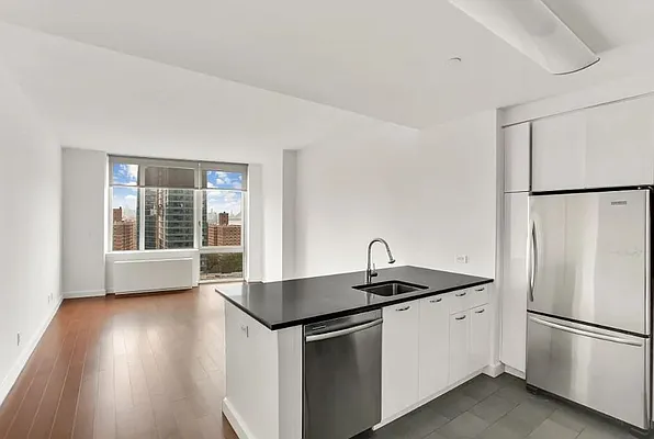 Rented by Dalan Rentals | media 26