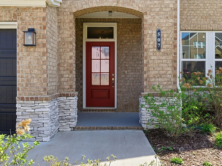 507 Stinson Ct — Photo 6