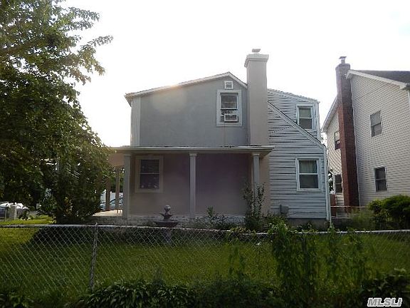 4th image of 229 E Hawthorne Ave