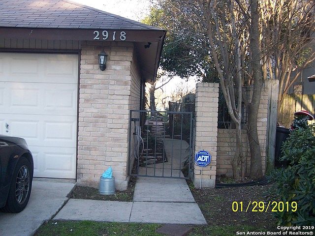 1st image of 2918 Bear Springs Dr