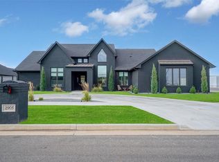 2905 Cloud Nine Cir, Weatherford, OK 73096