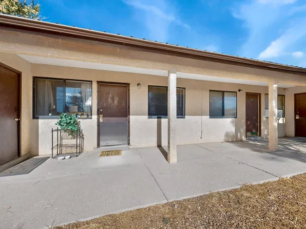 1004 Sage Ave, Grants, NM 87020