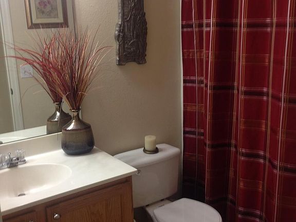 5th image of 132 Monterey Oaks Dr