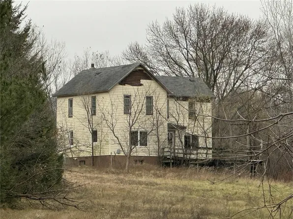 1598 Curry Blvd, Fairbank, IA 50629