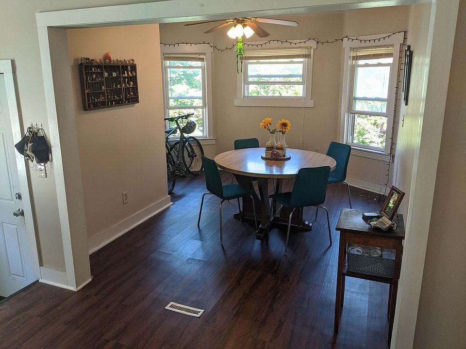 1st image of 4723 Bridge Ave #2