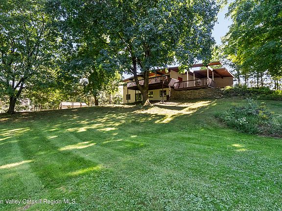 3rd image of 1156 Ulster Landing Road