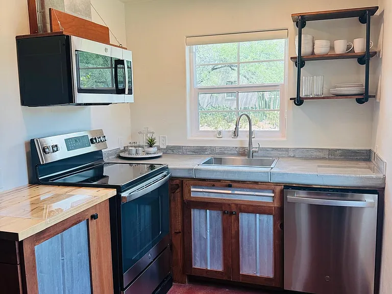 2031 N Tucker Dr — Photo 27
