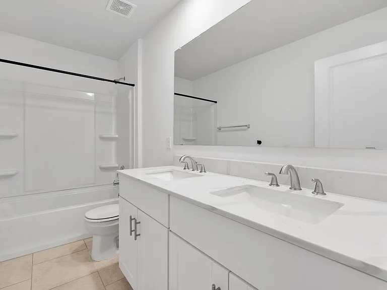 10310 Lady Bird — Photo 18