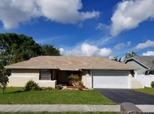8993 SW 59th St, Cooper City, FL 33328
