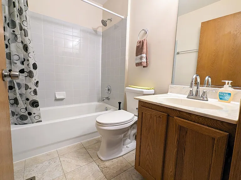 66 Beechmont Ct — Photo 11