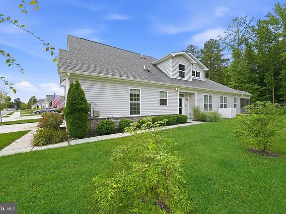 3rd image of 352 Tranquility Way