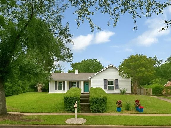 2nd image of 5833 Water Oak Ct