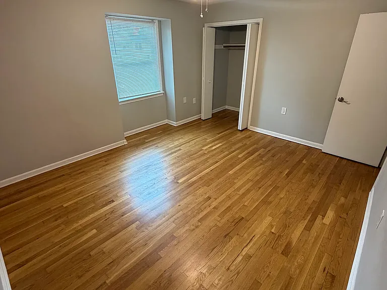 38 Raleigh Ct — Photo 9