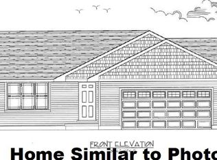 2036 Bracton Rd, Suamico, WI 54313