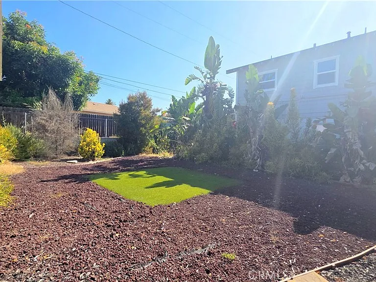 445 1/2 E Puente St — Photo 16