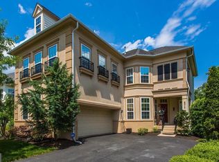 8317 Tillett Loop, Manassas, VA 20110