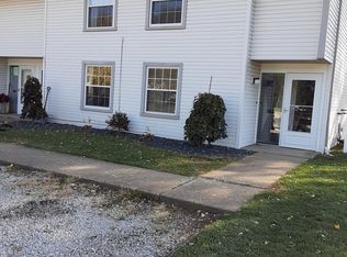 363 Oak Manor Ave NE #363, Massillon, OH 44646