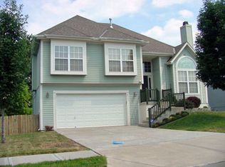 6363 Brownridge Dr, Shawnee, KS 66218
