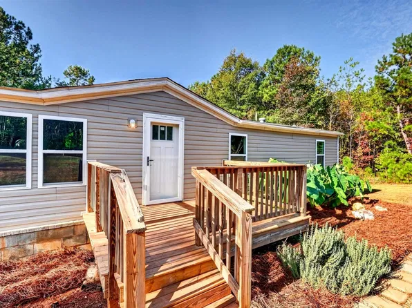 138 Harmony Cir, Ridgeway, SC 29130