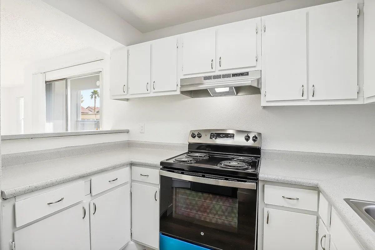 Photo 2 of 27 - Amber Ridge - Las Vegas, NV Kitchen - Amber Ridge