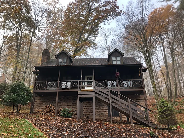 183 Rhododendron Ln — Photo 4