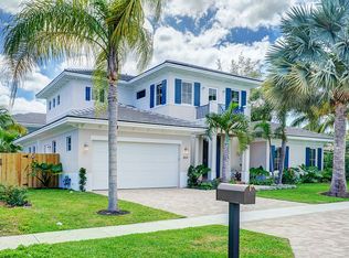 464 NE 8th St, Boca Raton, FL 33432