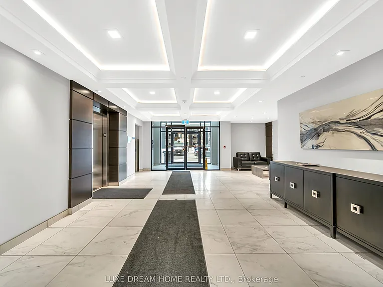 620 Sauve St E #206 — Photo 4