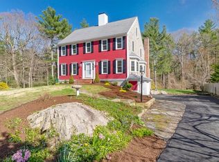 78 Taylor St, Pembroke, MA 02359