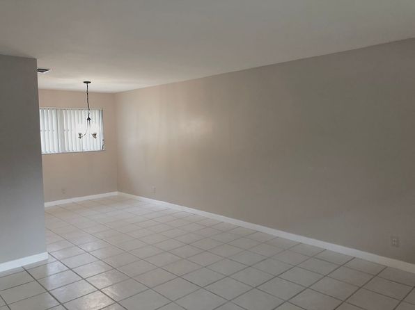 14901 SW 4th St APT 15