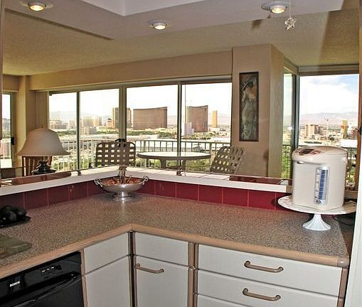 3rd image of 3111 Bel Air Dr Unit 25G