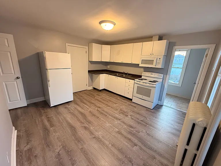 183 Whipple St #1NORTH — Photo 2