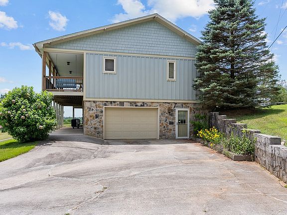 5th image of 168 Mountain View Dr