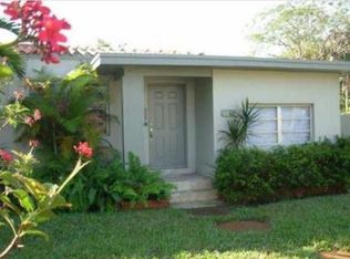 1040 NE 122nd St, North Miami, FL 33161