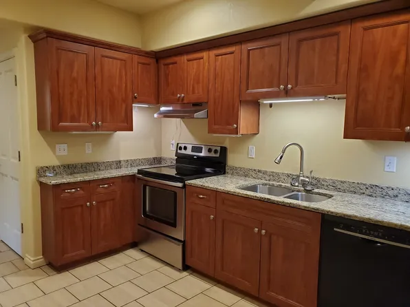 675 W Broadway APT 202, Eugene, OR 97402