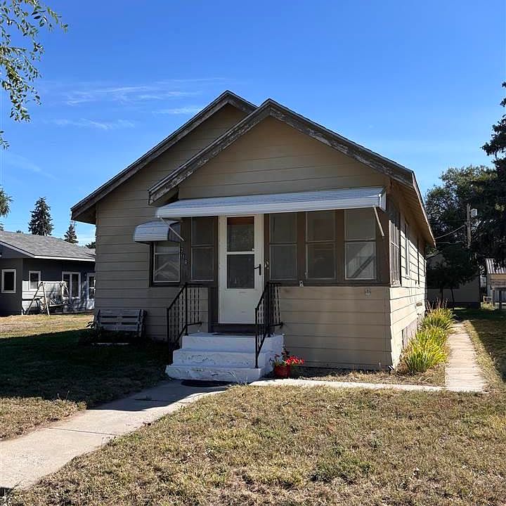 1st image of 718 Avenue B