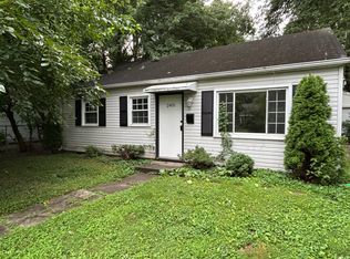 2405 Maplewood Cir, Evansville, IN 47714