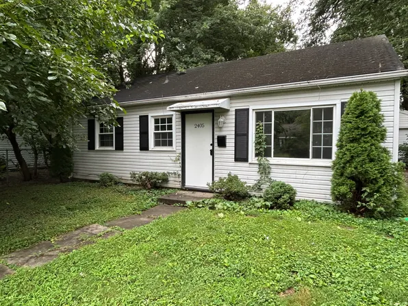 2405 Maplewood Cir, Evansville, IN 47714